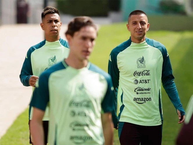 Álvarez y Alvarado apuntan alto en la Selección Mexicana