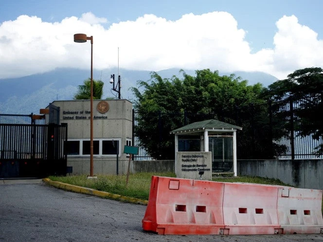 Venezuela alerta a Estados Unidos sobre plan para atacar su embajada en Caracas