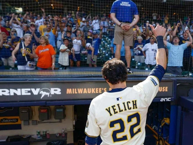 Brewers igualan su racha histórica y activan la fiesta de las hamburguesas gratis