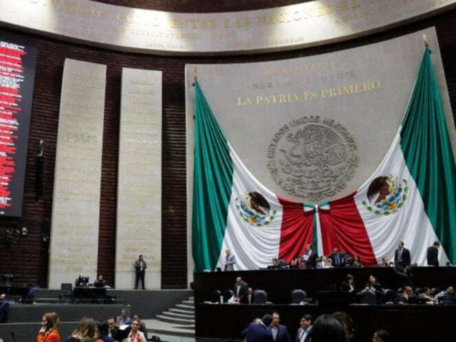 Diputados aprueban Ley Federal de Derechos 