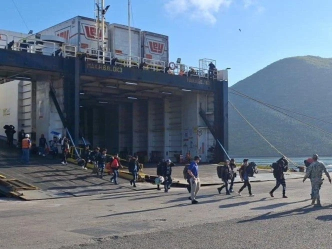 Jóvenes rescatados en mar de Sinaloa se encuentran en buen estado de salud
