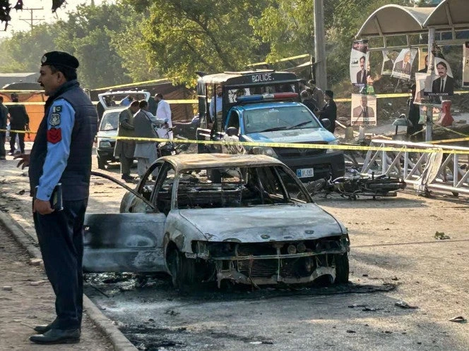 Atentado suicida en tribunal de Islamabad deja 12 muertos y 27 heridos