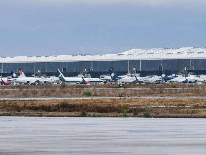 México garantiza competencia entre aerolíneas, dice Sheinbaum