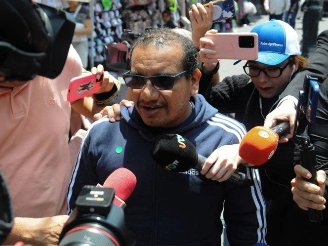 Vidulfo Rosales deja caso Ayotzinapa; iría a la Corte