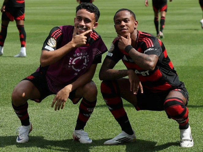 Flamengo remonta a Chelsea y es líder del Grupo D