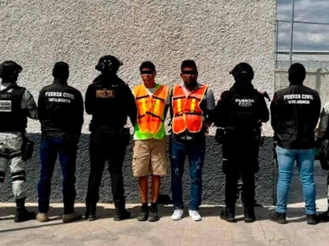 Detienen a dos hombres en posesión de más de 660 mil dólares en NL