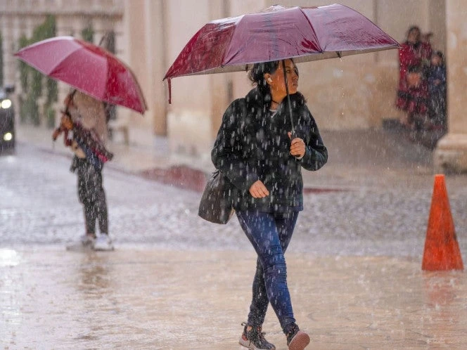 Suspenden clases presenciales en Puebla ante lluvias fuertes
