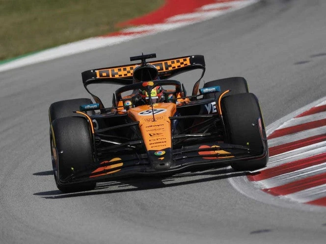 Oscar Piastri triunfa en España y Verstappen enloquece