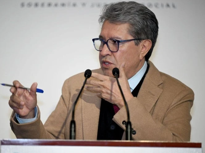 Monreal llama a Gutiérrez Luna a explicar lujos y excesos