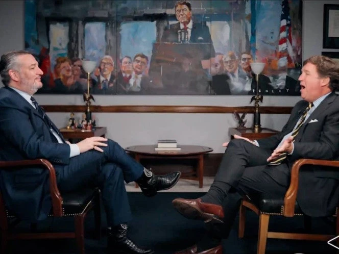 Ted Cruz desconoce de Irán y confornta a Tucker Carlson... pero pide cambio de régimen