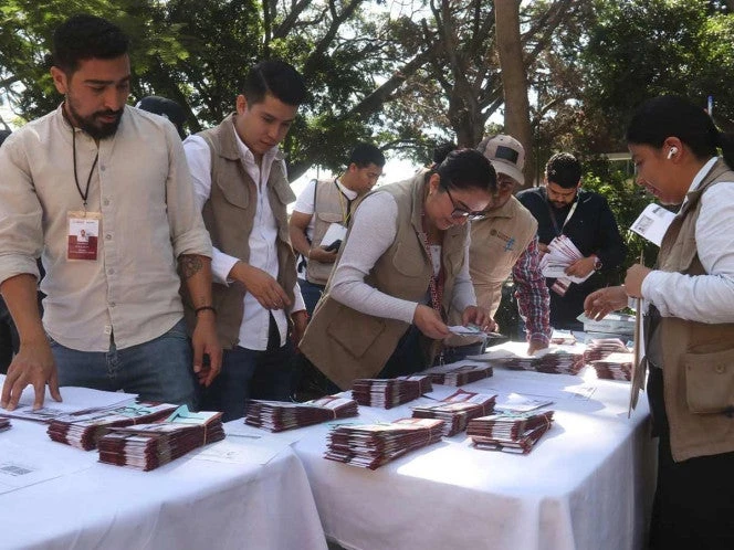 Personas con discapacidad ya pueden recoger su tarjeta del Bienestar, éste es el proceso