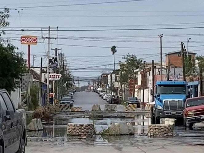 Ironía, pero festejan XV años de calles en Reynosa inundadas por aguas negras  