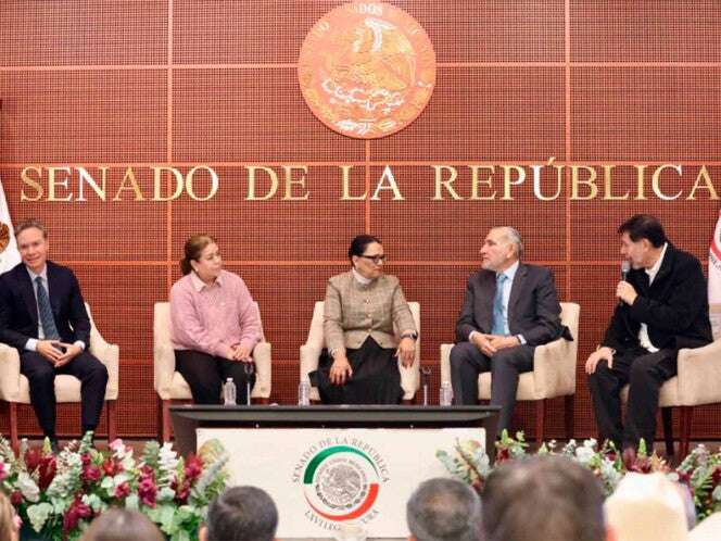 Rosa Icela Rodríguez se reunió con Senadores de Morena en la CDMX