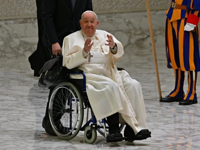 Papa Francisco reaparece en audio tras estar hospitalizado