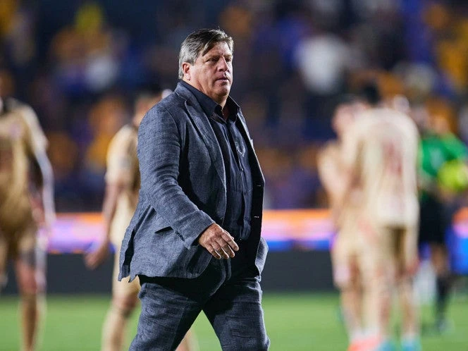 Miguel Herrera admite presión en Costa Rica