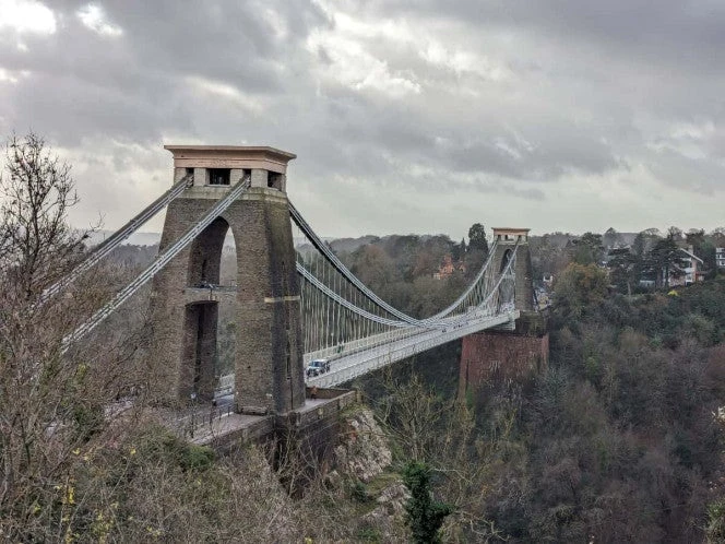 Colombiano mató a dos británicos, los descuartizó y llevó los restos en maletas a Bristol
