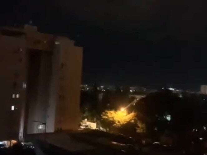 Yemen bombardea a Israel; misil impacta en Tel Aviv. VIDEO