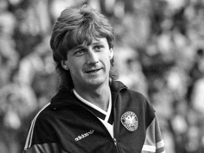 Falleció Frank Mill, campeón del mundo con Alemania