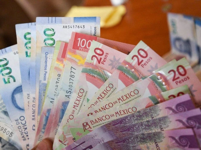 ¿Aumento al aguinaldo en diciembre y sin ISR? Así va la propuesta