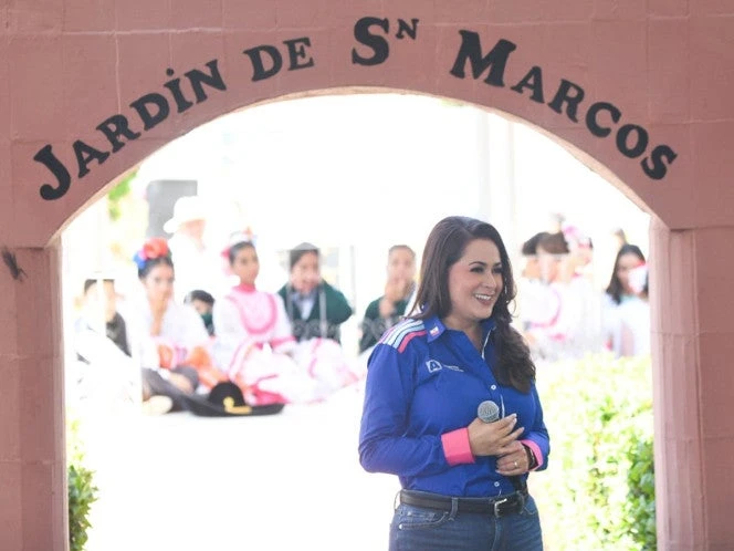 Gobernadora de Aguascalientes arranca gira de su Tercer Informe con niñas y niños