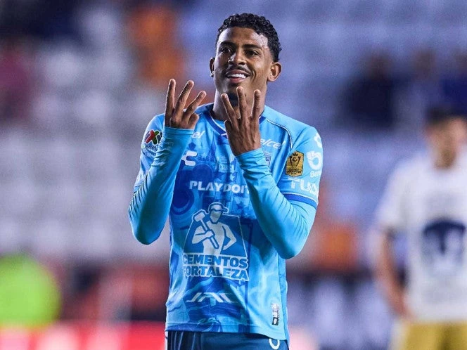 John Kennedy deja a Pachuca y vuelve a Fluminense