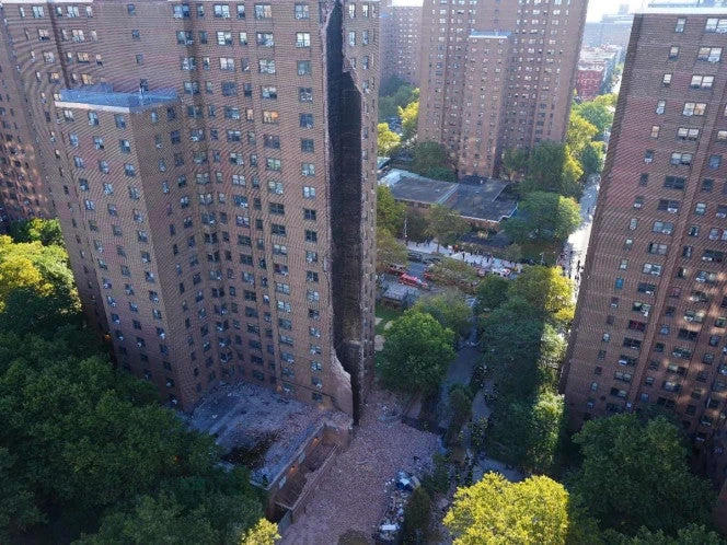 Explosión de gas causa derrumbe parcial de un edificio en Nueva York