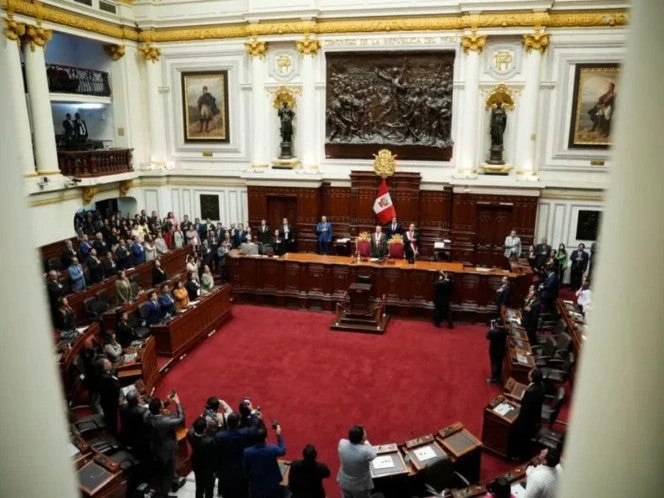 México lamenta y rechaza la decisión unilateral de Perú de romper relaciones diplomáticas