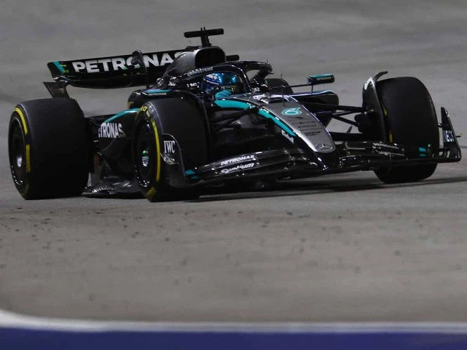 George Russell triunfa en Singapur sobre Verstappen y McLaren