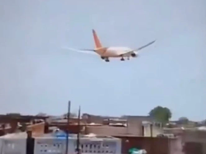 Al menos 30 muertos tras estrellarse un avión de Air India con 242 personas a bordo