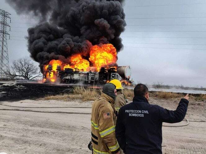 VIDEO: Horas de tensión tras explosión de pipa con diésel en Coahuila