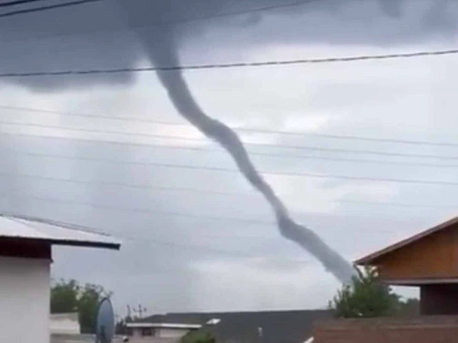 Formación de tornado en Chihuahua activa alerta preventiva | VIDEO