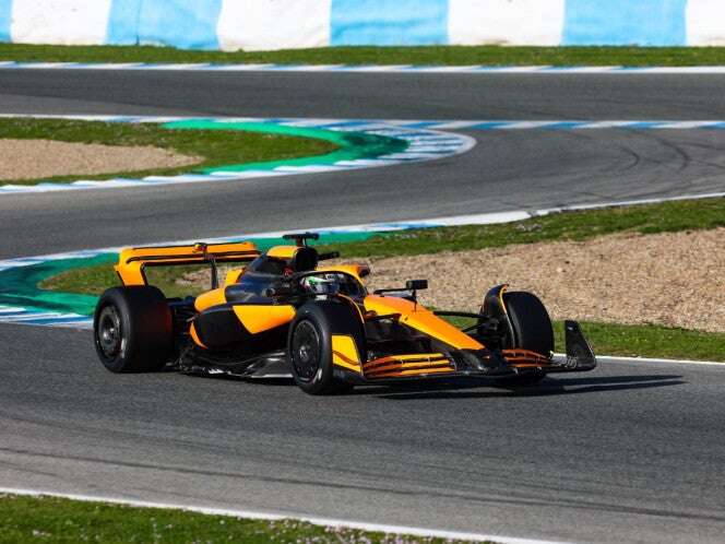 Pato O'Ward prueba el McLaren de F1 para ayudar a Pirelli en España