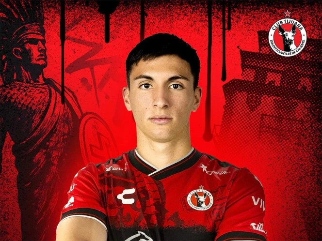 Tijuana refuerza su mediocampo