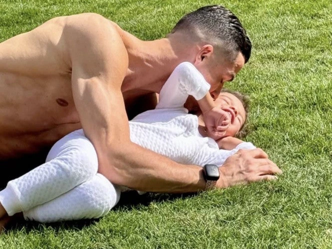 Cristiano Ronaldo dedica mensaje a Ángel, su hijo que murió en 2022