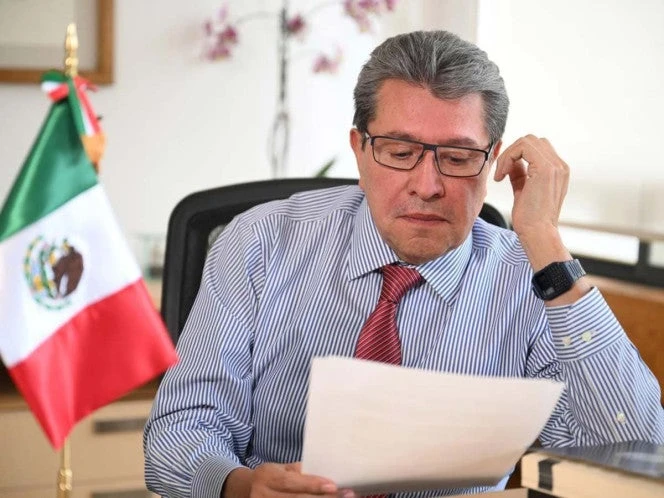 Ricardo Monreal denuncia ataques vicarios contra López Beltrán como agresión política