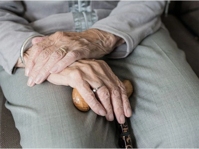 El reto de cuidar pacientes con Alzheimer 