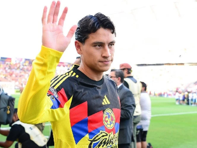 Ramón Juárez firma un golazo en la práctica y hasta Saint-Maximin lo aplaudió