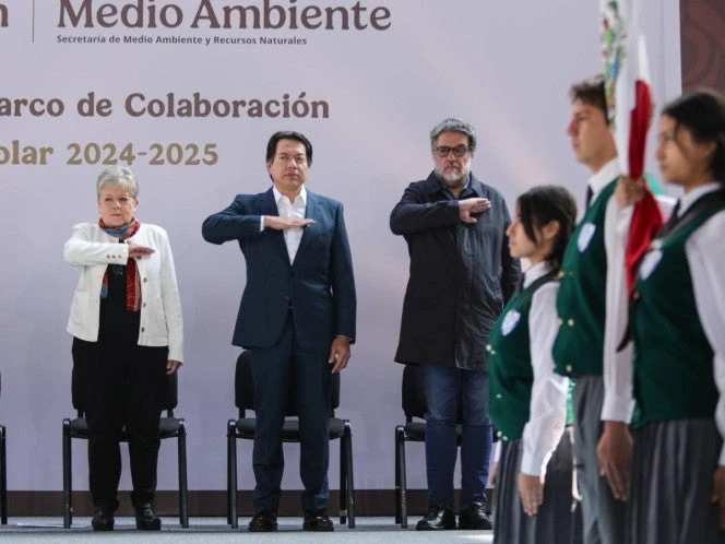 Mario Delgado destaca convenio entre SEP y Semarnat 