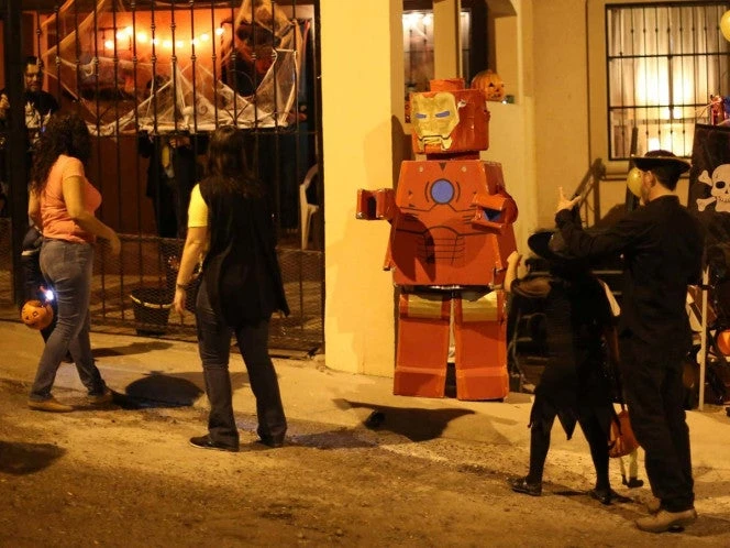 Vinculan a adolescente que mató a menor de 13 años en la noche de Halloween, en NL