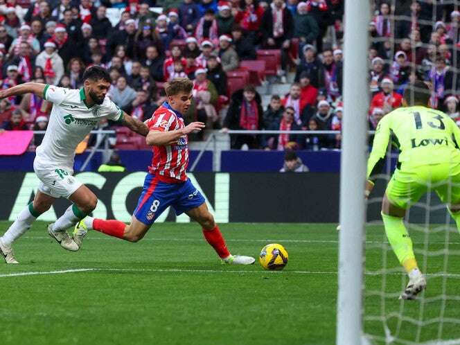 Atlético Madrid alcanzó al Barcelona; se aprieta la Liga Española