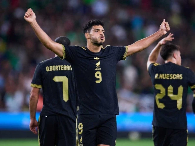 Raúl Jiménez acecha récord histórico de 'Chicharito'