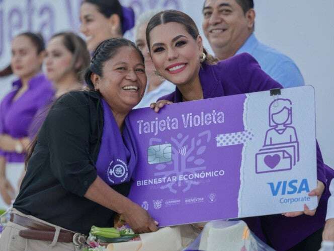 Mujeres guerrerenses reciben Tarjetas Violeta, suman más de 20 mil beneficiarias