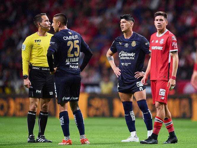 Chivas siente que fue perjudicado por el arbitraje en Toluca