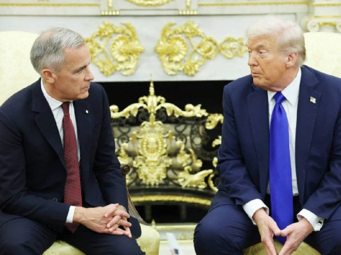 Trump bromea sobre “fusionar” Canadá con EU en reunión con Carney