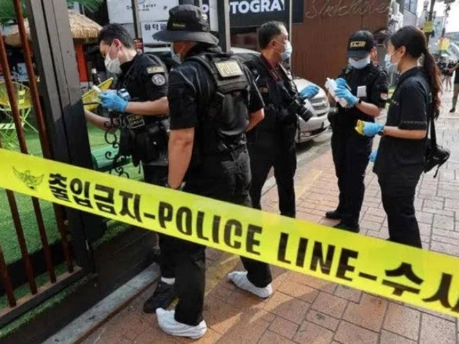 Coreano ‘se vuelve loco’ y apuñala a abuelita y otras tres personas