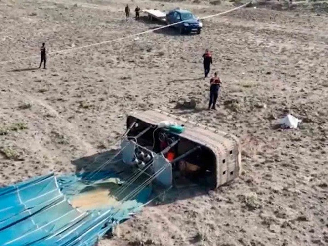 Tragedia en Turquía: un piloto muere y más de 30 turistas heridos tras caída de globos aerostáticos