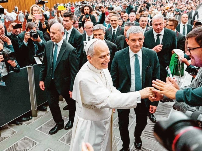 Se solidariza: El papa León XIV defiende libertad de prensa
