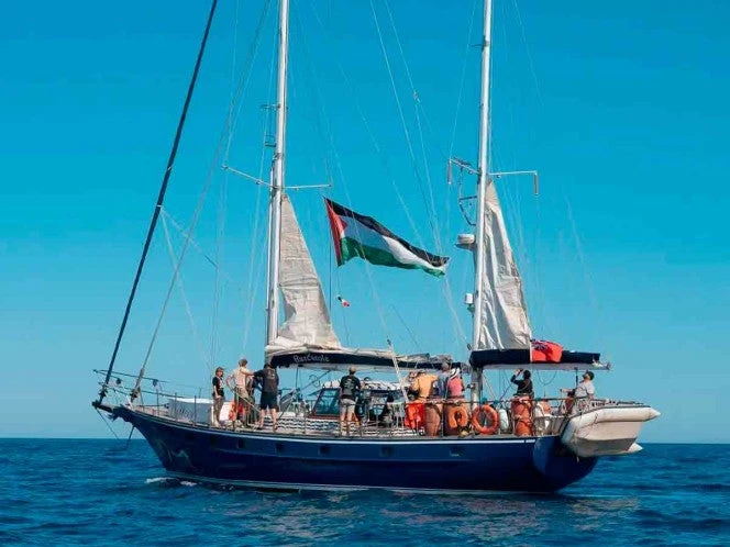 Israel ordena impedir la llegada a Gaza de un barco humanitario con Greta Thunberg a bordo