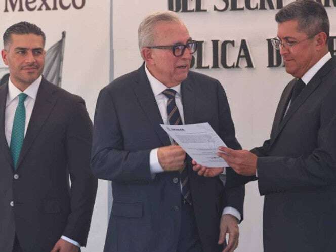 Designan a Óscar Rentería Schazarino como nuevo secretario de Seguridad en Sinaloa 