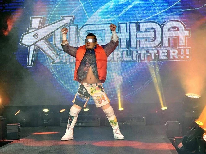 Kushida tiene bien checado a Místico